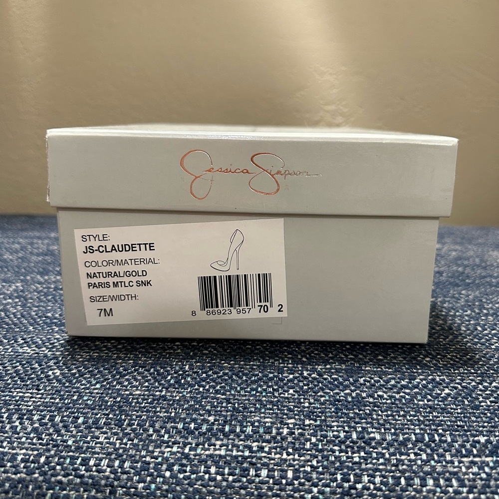 Jessica Simpson heels - Picture 10 of 12